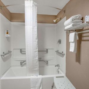 King Room Accessible or Non-Smoking